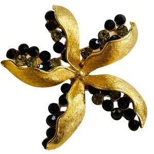 VTG Corocraft Jeweled star flower brooch pin rhinestone satin gold Jeweled retro
